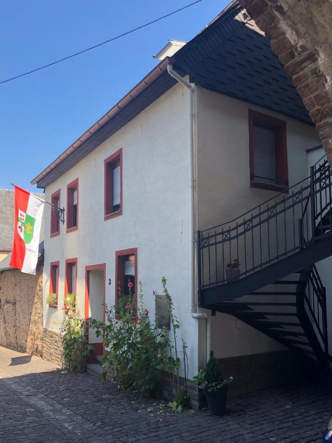 Apartment Mosel-Goetterlay บรูทิกก์ ฟังเคิล ภายนอก รูปภาพ